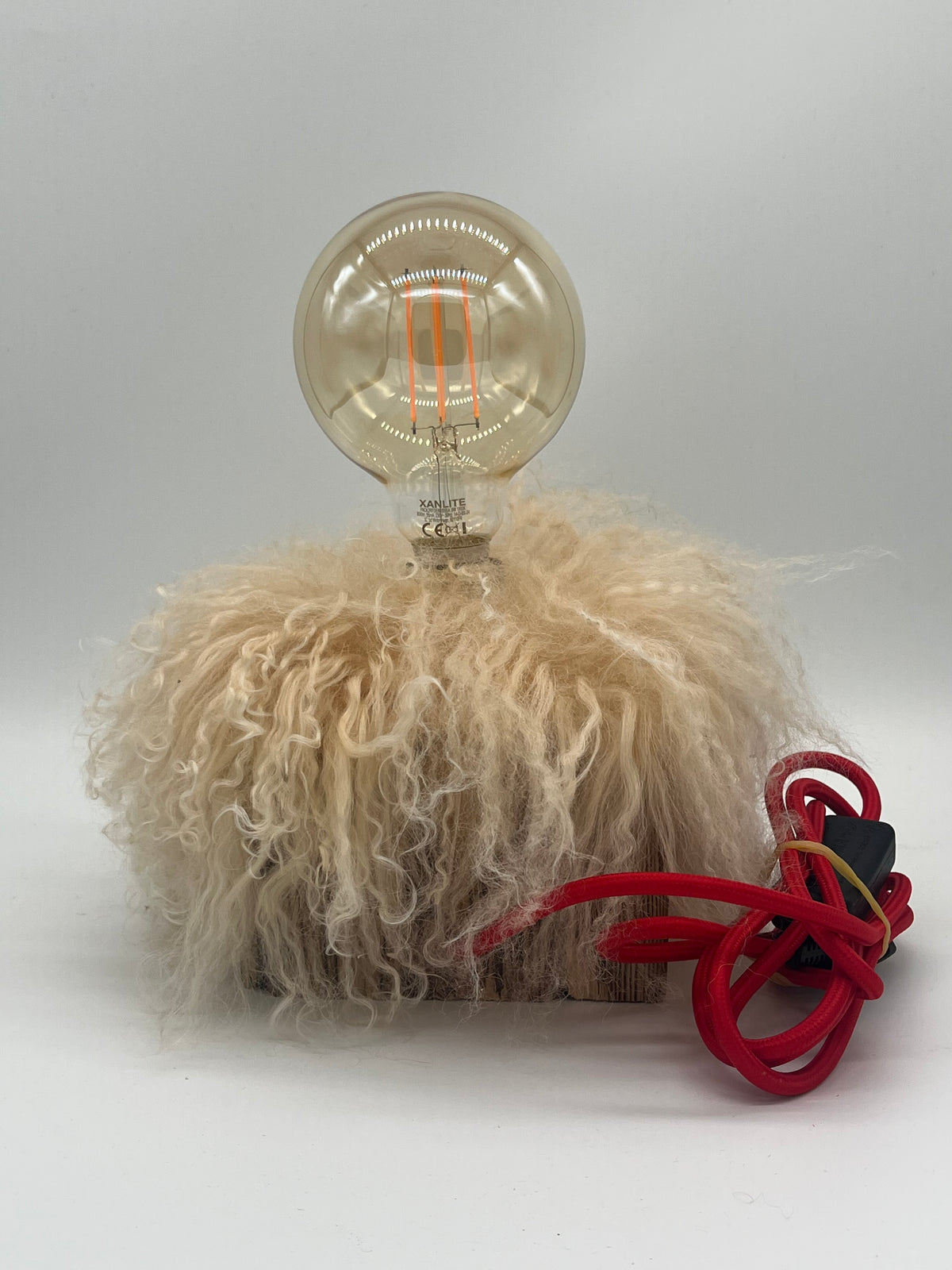 Lampes fourrures - blanche